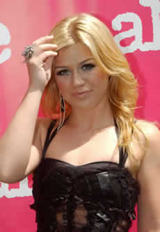 A photo of Kelly Clarkson
