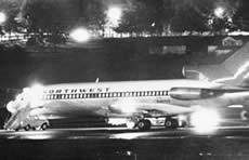 Image of Northwest Orient Airlines Flight 305